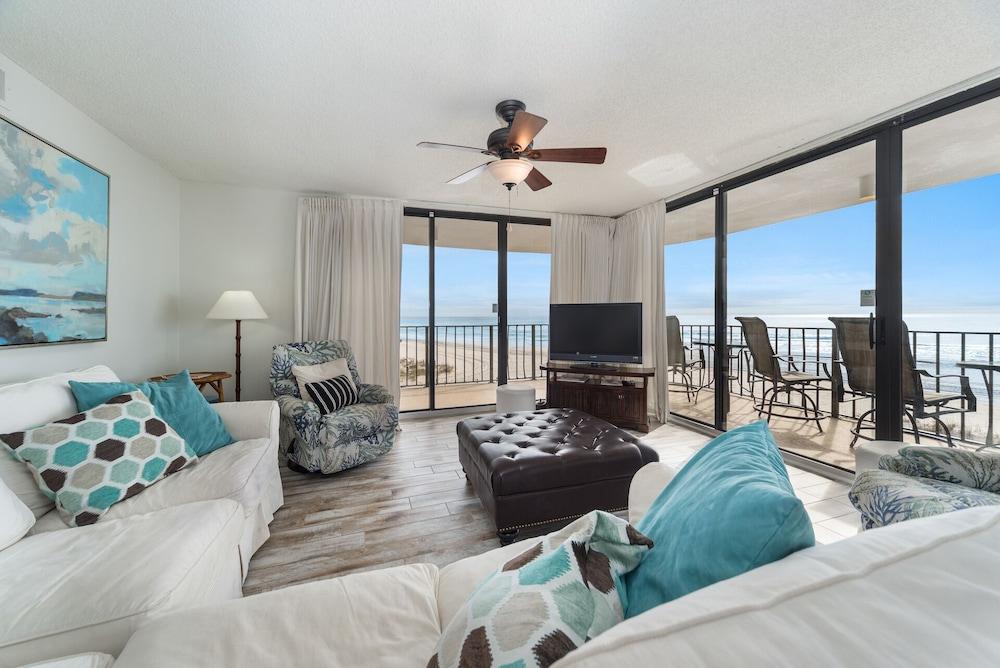 Edgewater And Golf By Collection Apartment