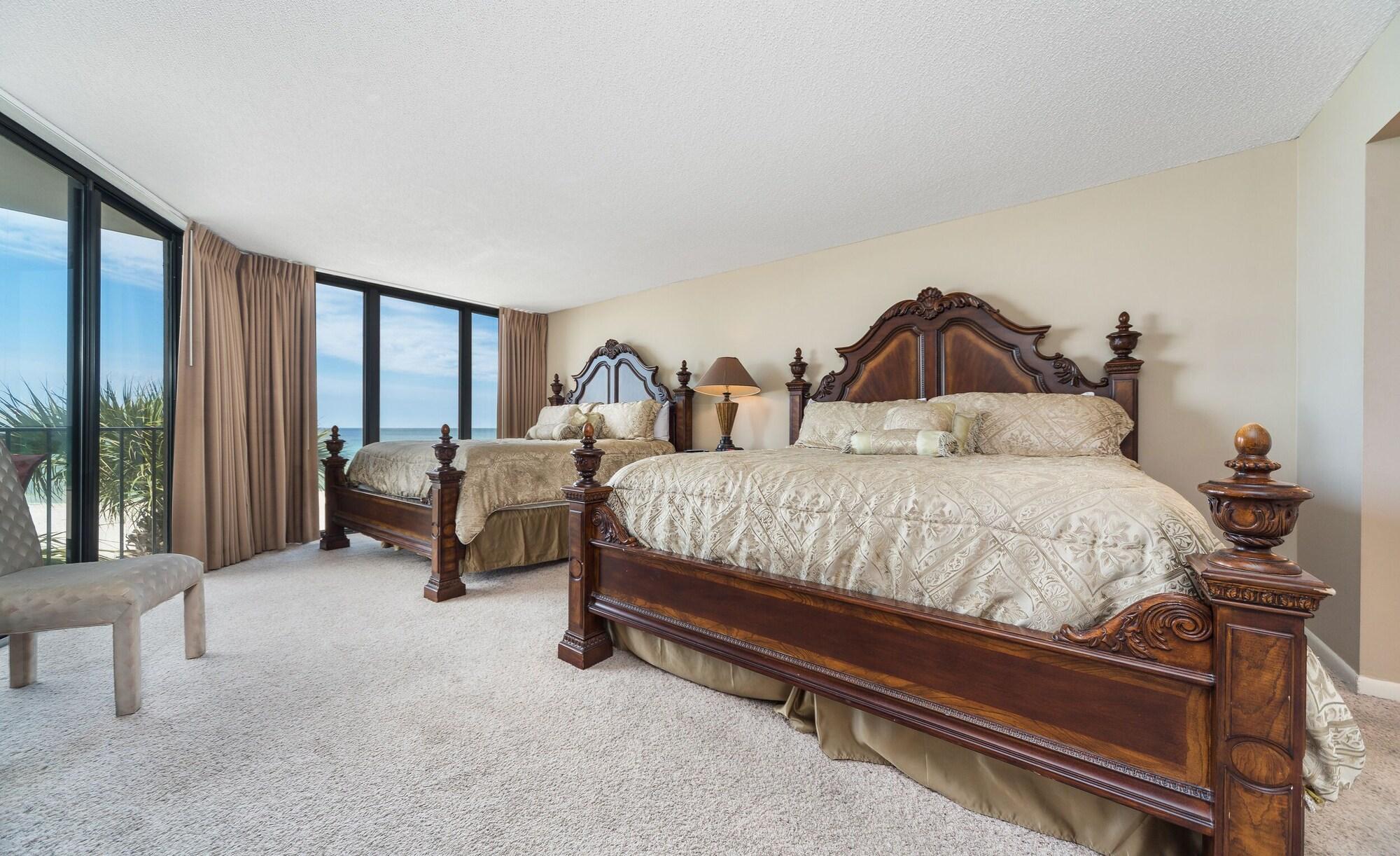 Edgewater And Golf By Collection *
