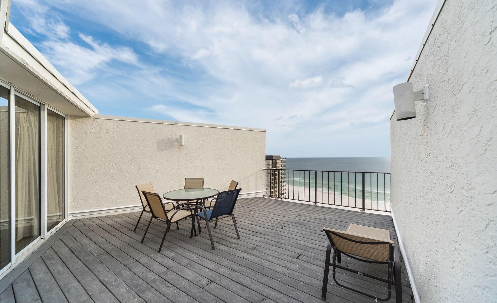 Edgewater And Golf By Collection Apartment