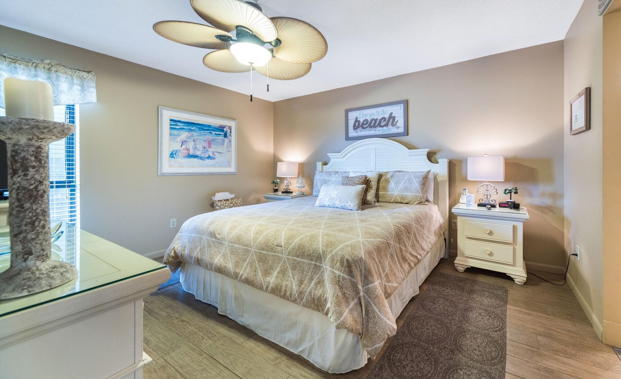 Edgewater And Golf By Collection